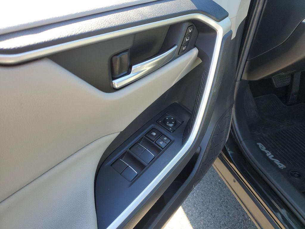 used 2021 Toyota RAV4 car, priced at $29,476