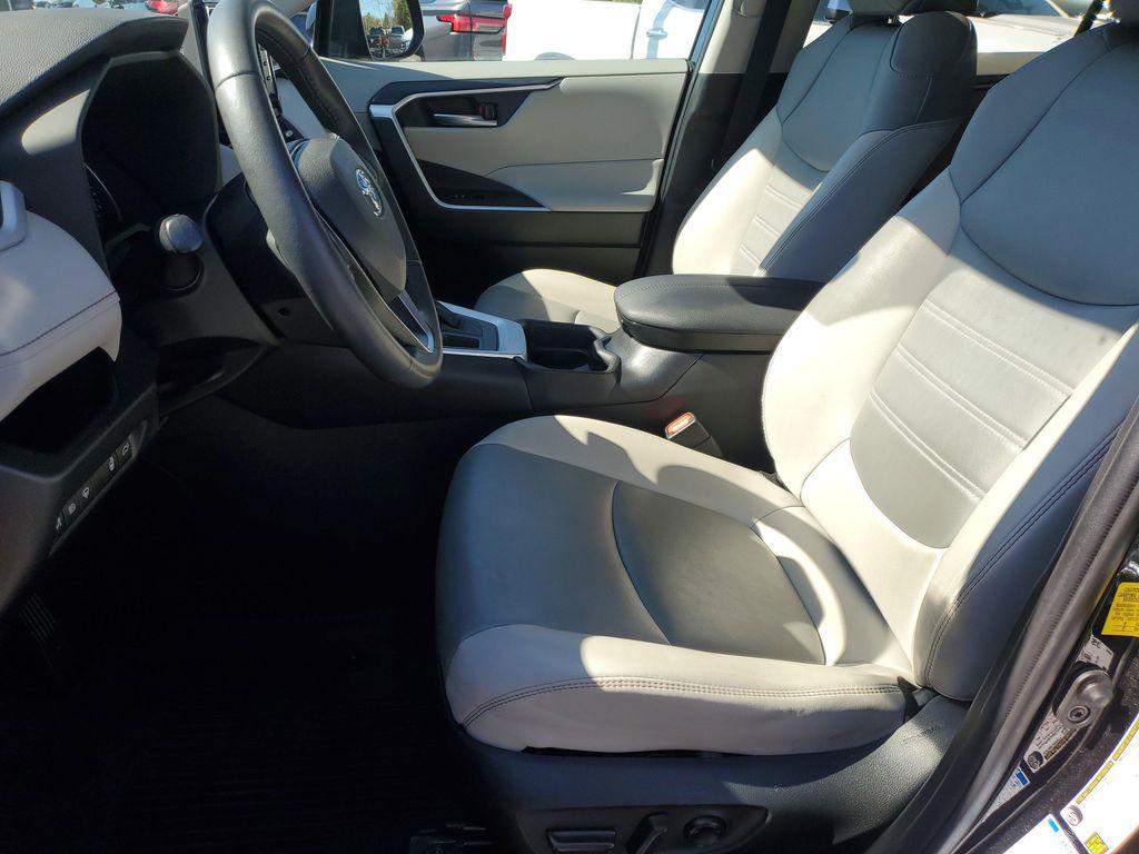 used 2021 Toyota RAV4 car, priced at $29,476