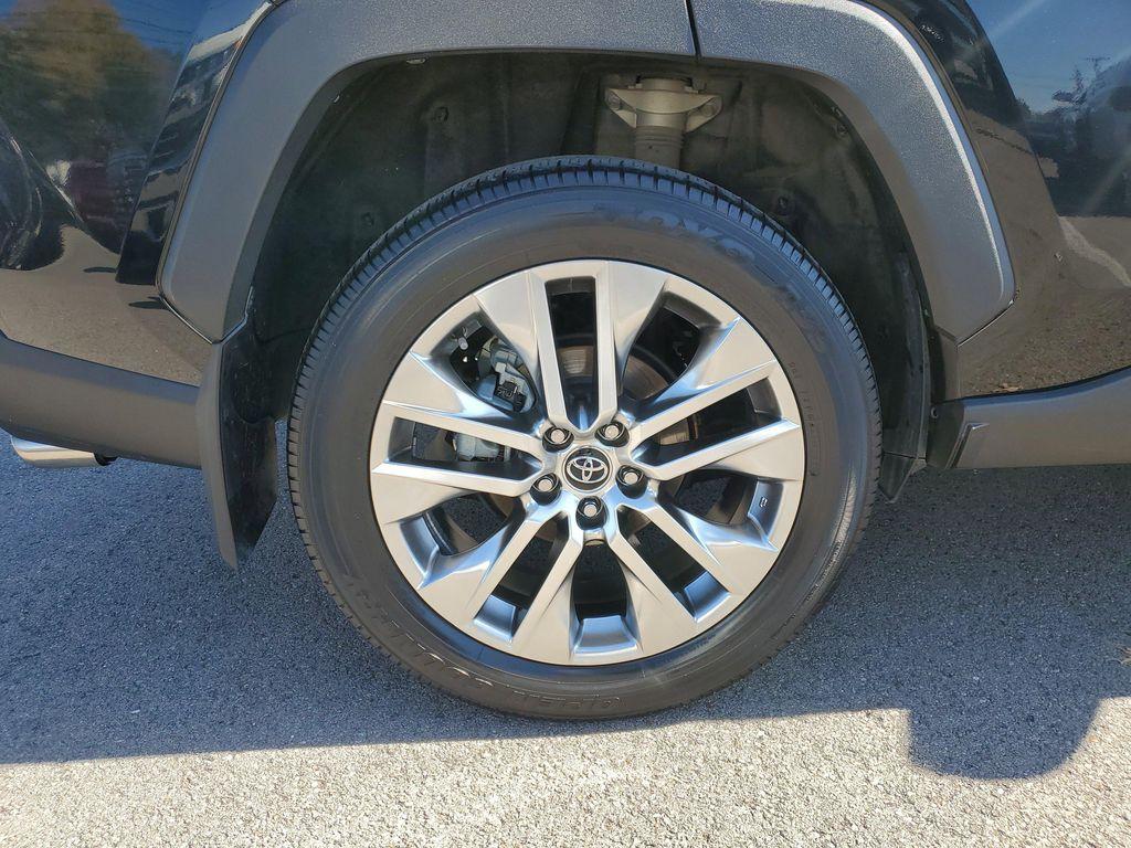 used 2021 Toyota RAV4 car, priced at $29,476