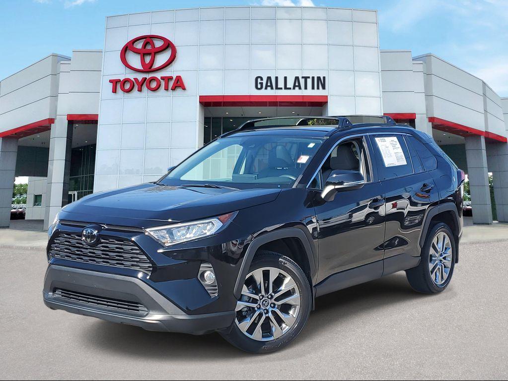 used 2021 Toyota RAV4 car, priced at $29,476