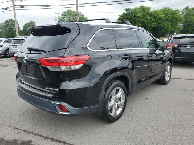 used 2019 Toyota Highlander car, priced at $28,599