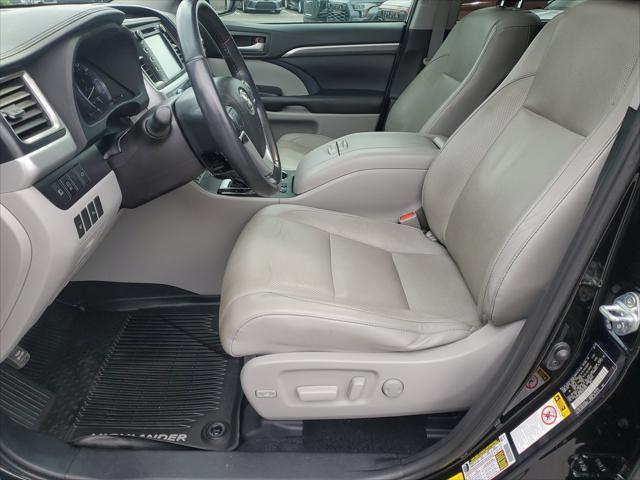 used 2019 Toyota Highlander car, priced at $28,599