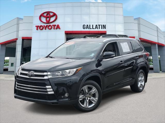 used 2019 Toyota Highlander car, priced at $28,799