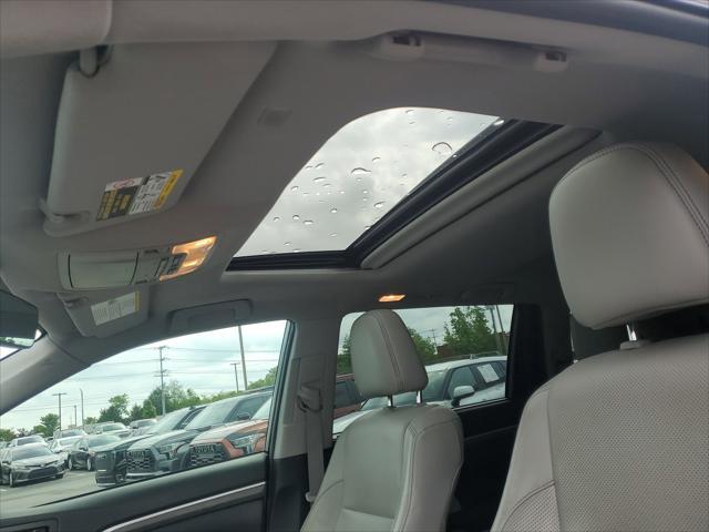 used 2019 Toyota Highlander car, priced at $28,599