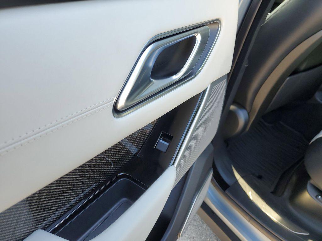 used 2020 Land Rover Range Rover Velar car, priced at $47,506