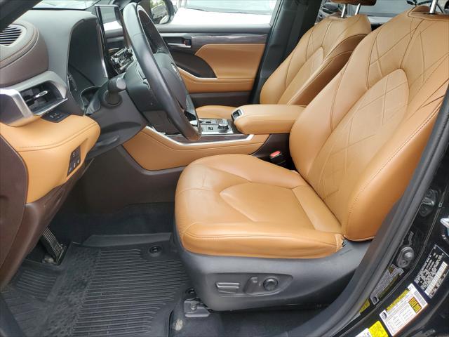used 2021 Toyota Highlander car, priced at $37,572