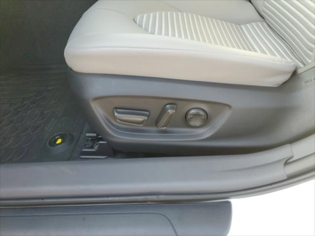 used 2024 Toyota Camry Hybrid car, priced at $30,452