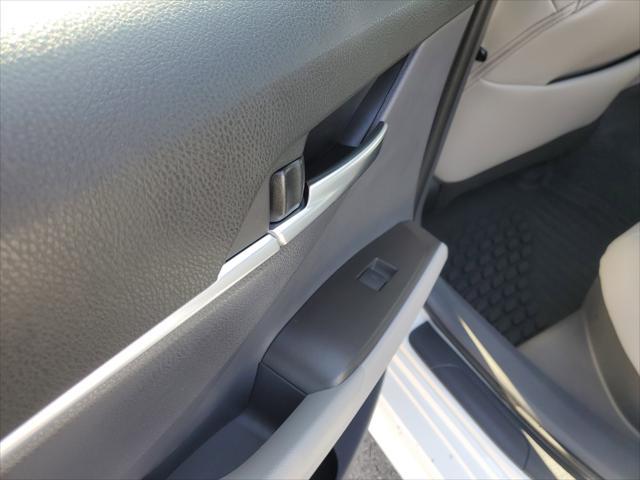 used 2024 Toyota Camry Hybrid car, priced at $30,452