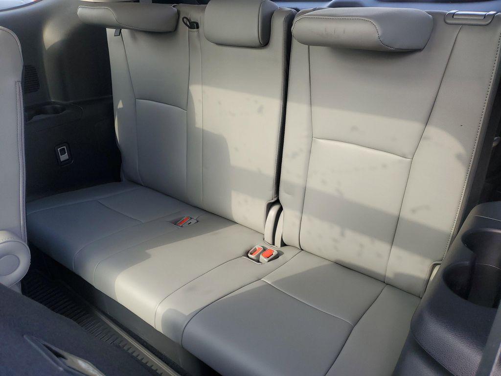 used 2023 Toyota Highlander Hybrid car, priced at $48,491