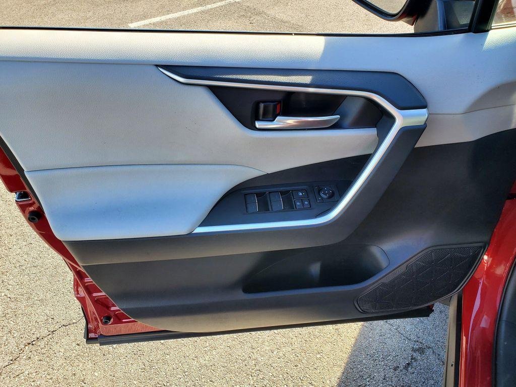 new 2025 Toyota RAV4 car, priced at $35,398