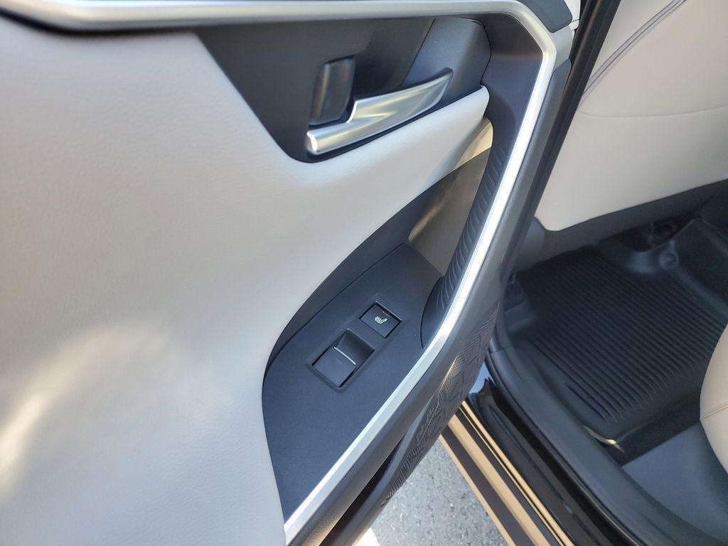 new 2025 Toyota RAV4 car, priced at $40,188