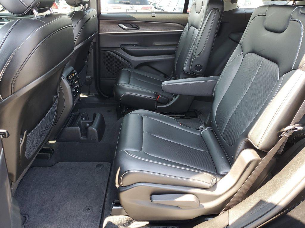 used 2024 Jeep Grand Cherokee L car, priced at $37,331