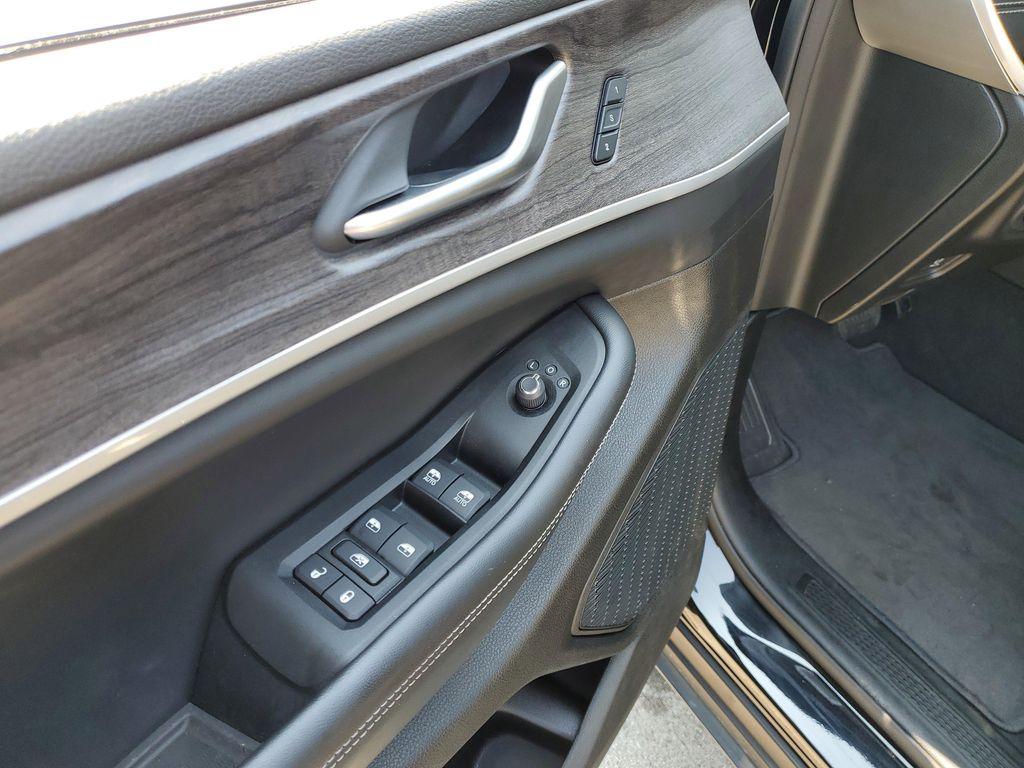 used 2024 Jeep Grand Cherokee L car, priced at $37,331