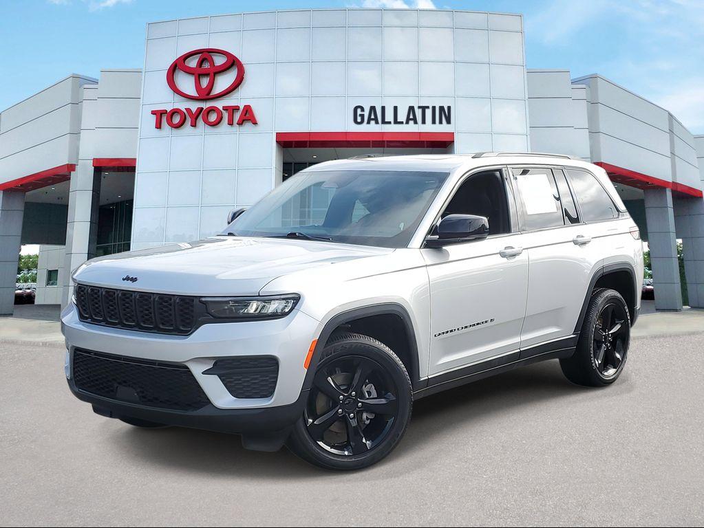 used 2025 Jeep Grand Cherokee car, priced at $38,411