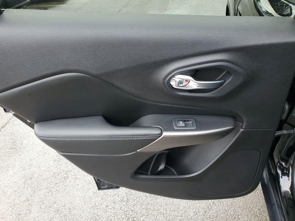 used 2020 Jeep Cherokee car, priced at $17,448