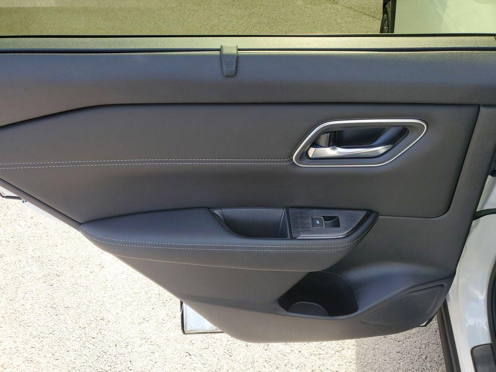 used 2024 Nissan Rogue car, priced at $33,641