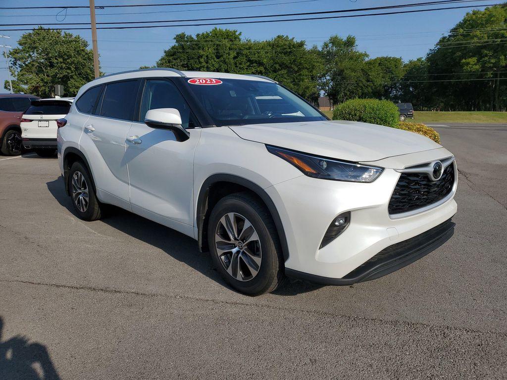 used 2023 Toyota Highlander car, priced at $45,293