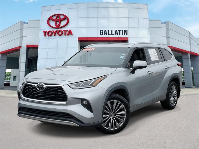 used 2020 Toyota Highlander car, priced at $30,033