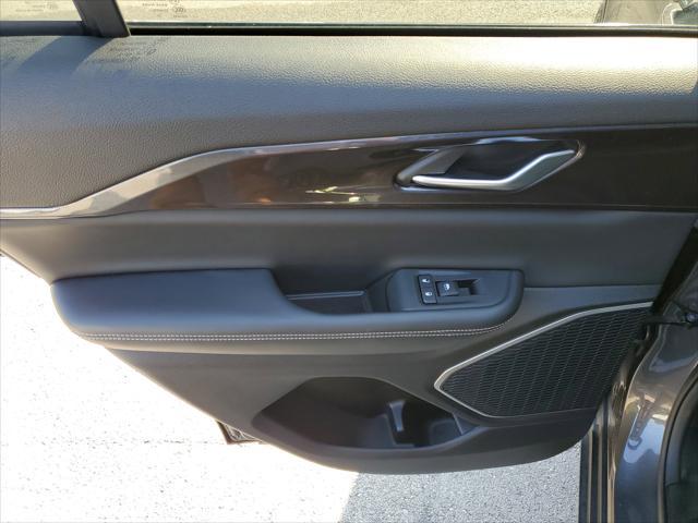 used 2022 Jeep Grand Cherokee car, priced at $33,728