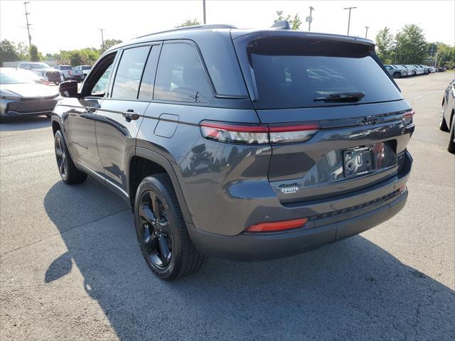 used 2022 Jeep Grand Cherokee car, priced at $33,728