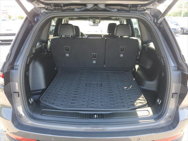 used 2022 Jeep Grand Cherokee car, priced at $33,728