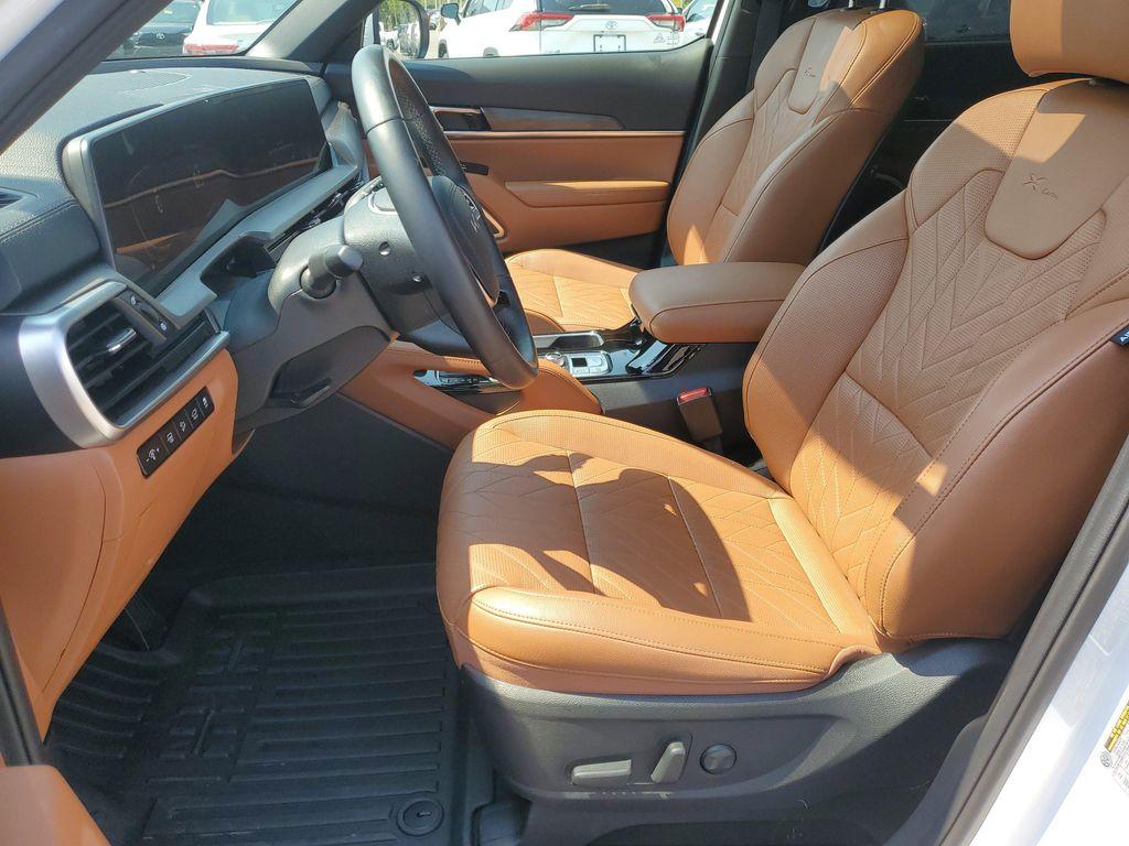 used 2024 Kia Telluride car, priced at $42,947