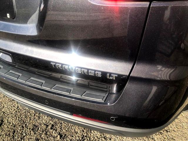 used 2016 Chevrolet Traverse car, priced at $9,500