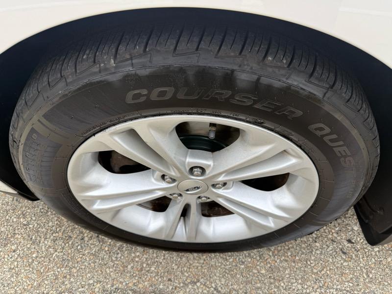 used 2014 Ford Taurus car, priced at $7,495