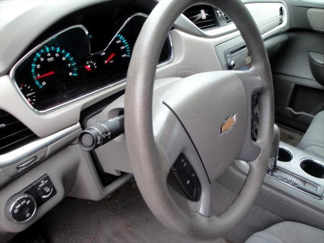 used 2014 Chevrolet Traverse car, priced at $14,995