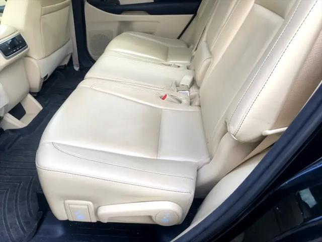 used 2014 Toyota Highlander car, priced at $11,995