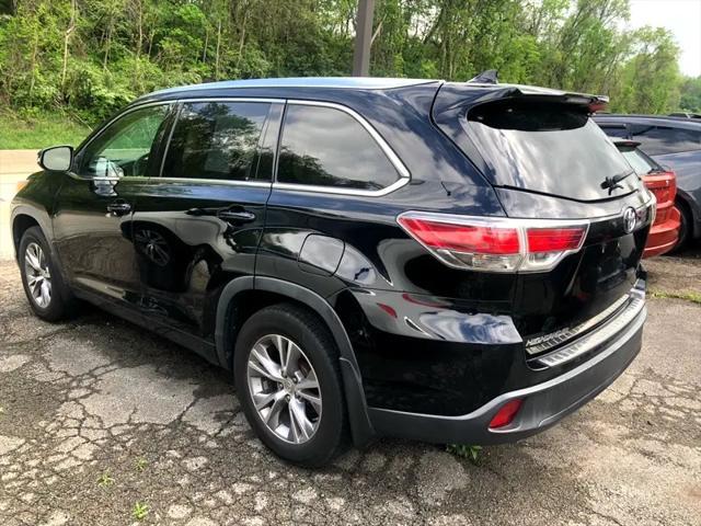 used 2014 Toyota Highlander car, priced at $11,995