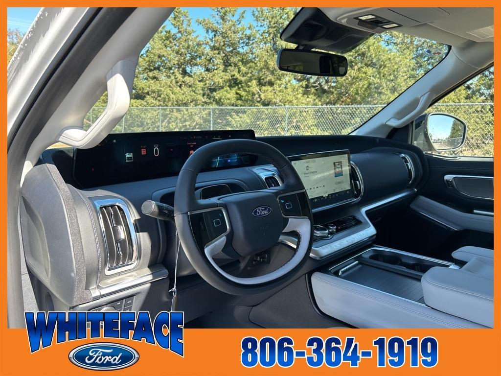 new 2025 Ford Expedition car, priced at $79,910