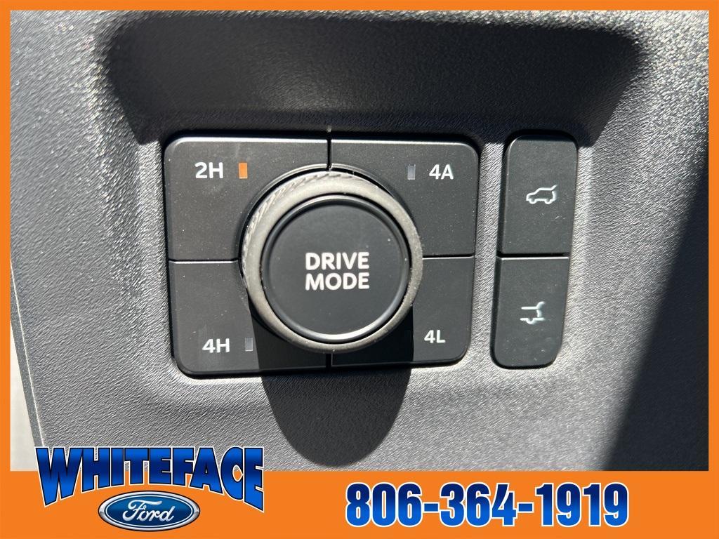 new 2025 Ford Expedition car, priced at $79,910