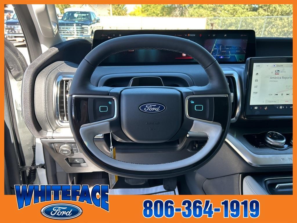 new 2025 Ford Expedition car, priced at $79,910