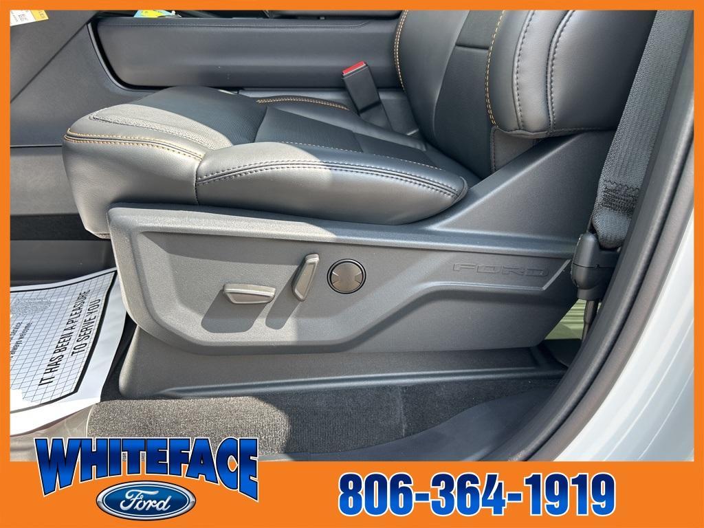 new 2025 Ford Expedition car, priced at $82,325