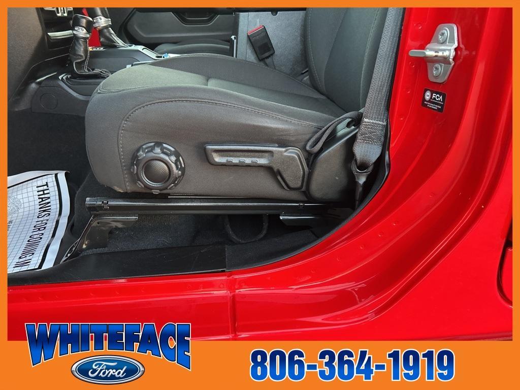 used 2023 Jeep Gladiator car, priced at $32,044