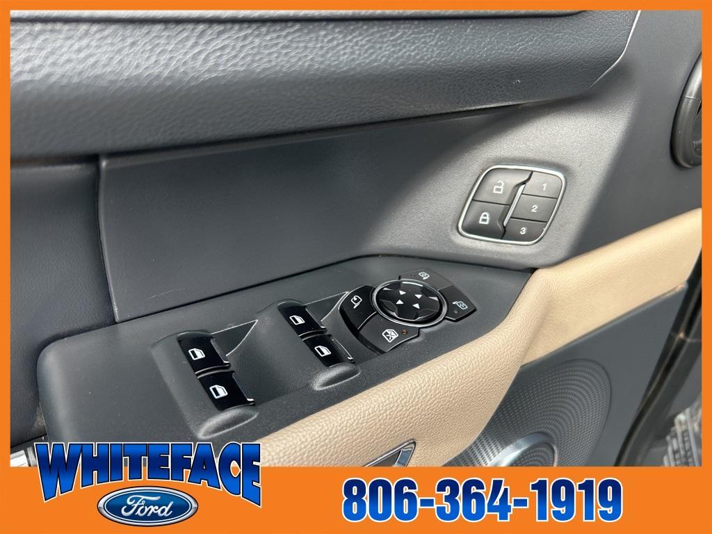 used 2023 Ford Expedition car, priced at $40,899