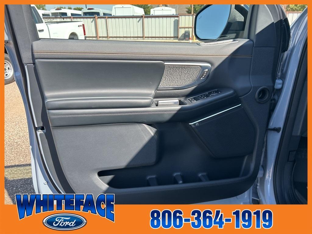 new 2025 Ford Expedition car, priced at $83,320