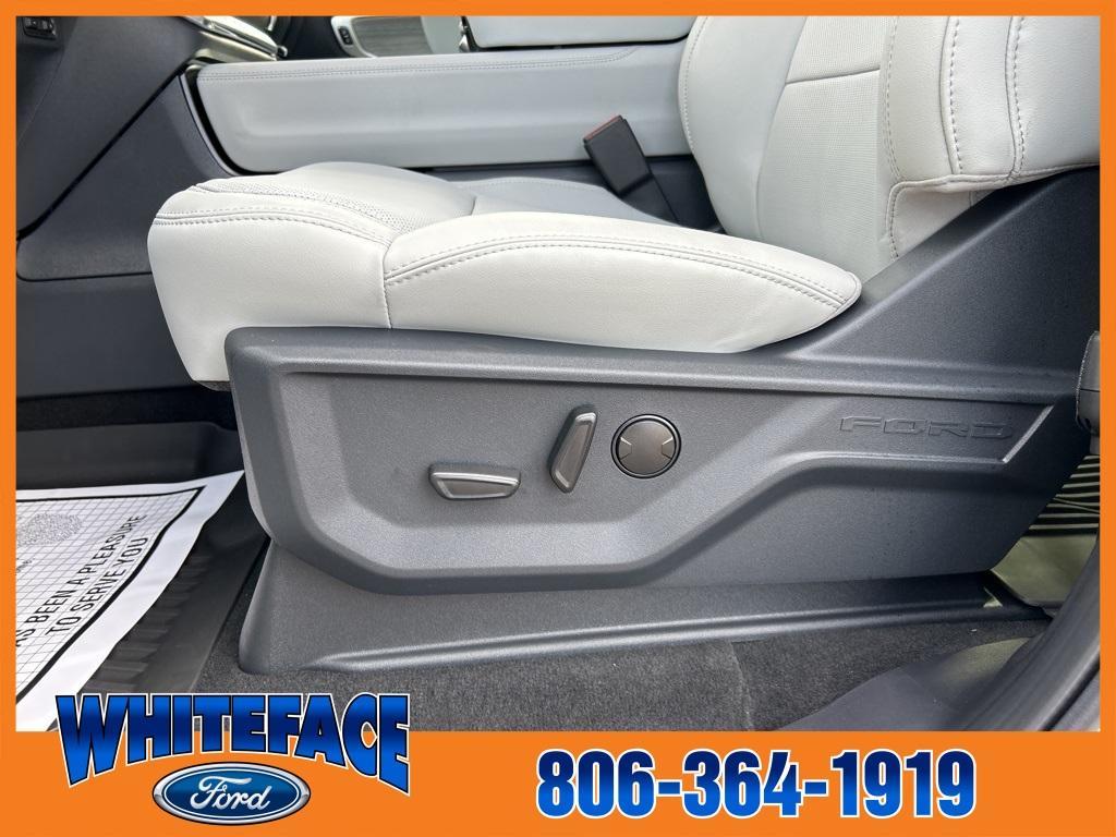 new 2025 Ford Expedition car, priced at $76,770