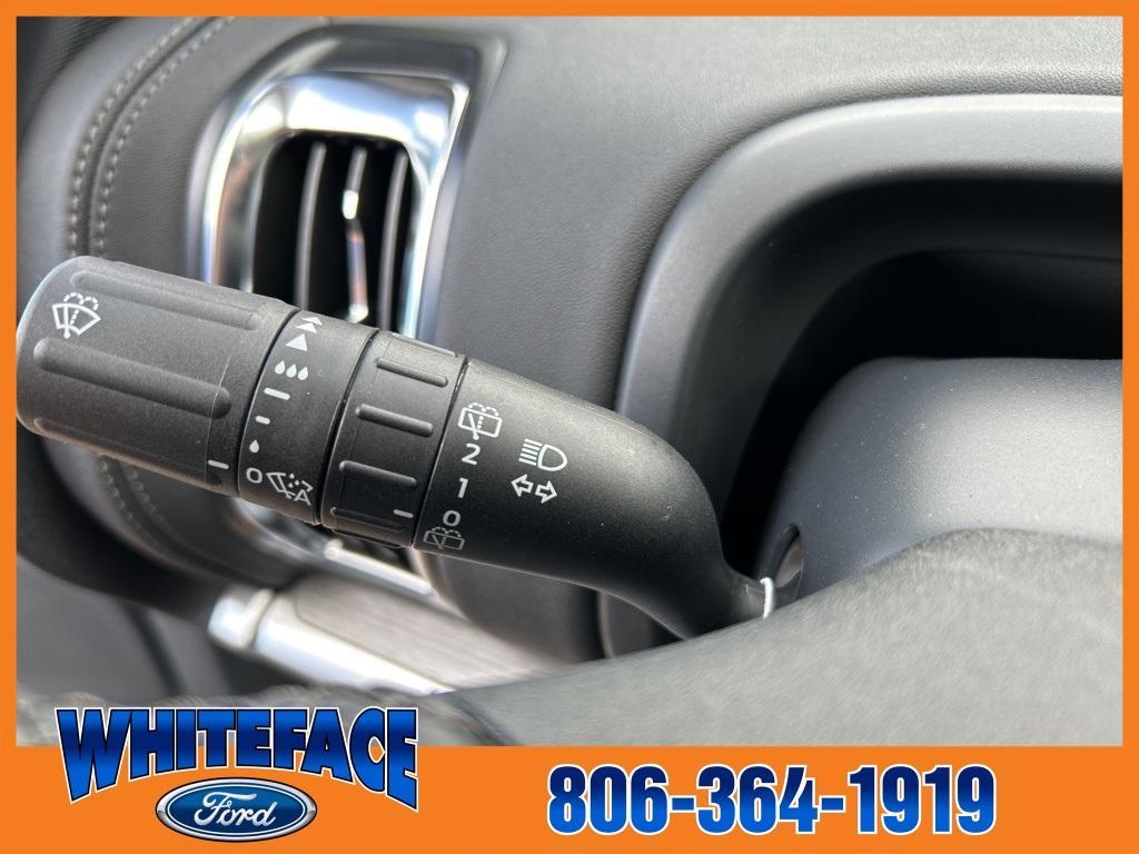 new 2025 Ford Expedition car, priced at $76,770