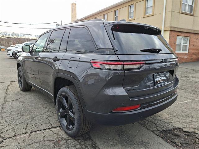 new 2025 Jeep Grand Cherokee car, priced at $52,235