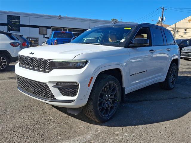 new 2025 Jeep Grand Cherokee car, priced at $69,050