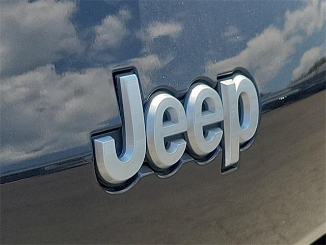 new 2024 Jeep Grand Cherokee L car, priced at $42,524