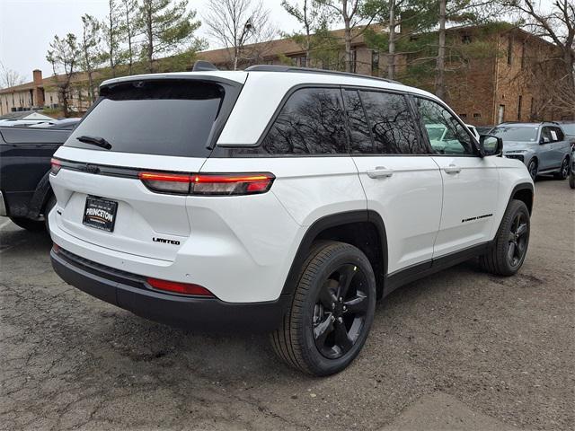 new 2025 Jeep Grand Cherokee car, priced at $51,640