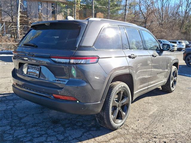 new 2025 Jeep Grand Cherokee car, priced at $52,235