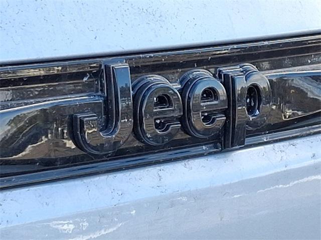 new 2025 Jeep Grand Cherokee car, priced at $52,235