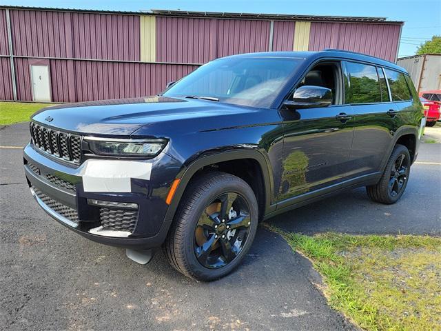 new 2024 Jeep Grand Cherokee L car, priced at $48,024