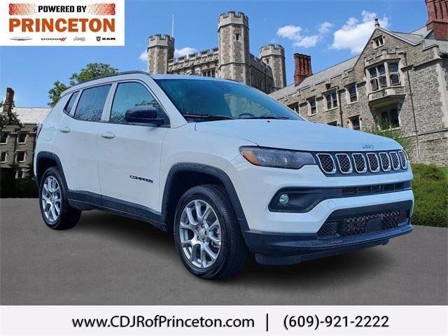 new 2024 Jeep Compass car, priced at $38,800
