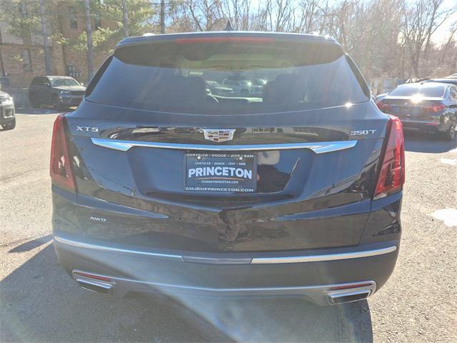 used 2022 Cadillac XT5 car, priced at $28,066