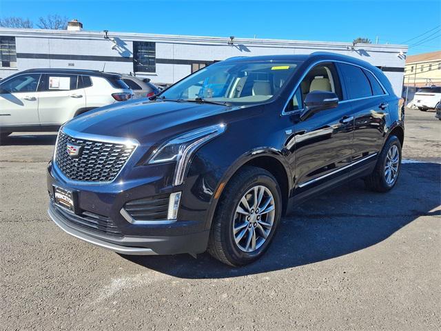 used 2022 Cadillac XT5 car, priced at $28,066